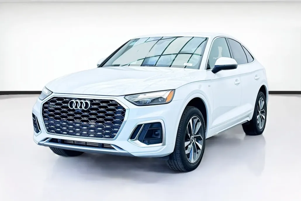 2022 Audi Q5 Sportback 45 S line Premium photo 1
