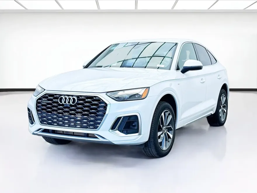 2022 Audi Q5 Sportback 45 S line Premium photo 1