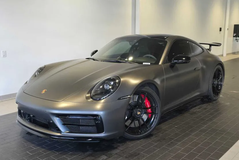 2024 Porsche 911 GTS photo 1