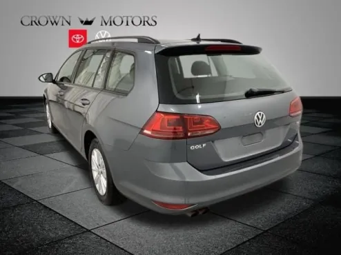 2017 Volkswagen Golf SportWagen S photo 4