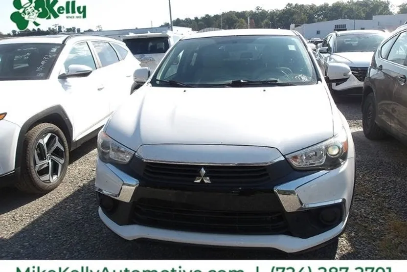 2017 Mitsubishi Outlander Sport photo 1