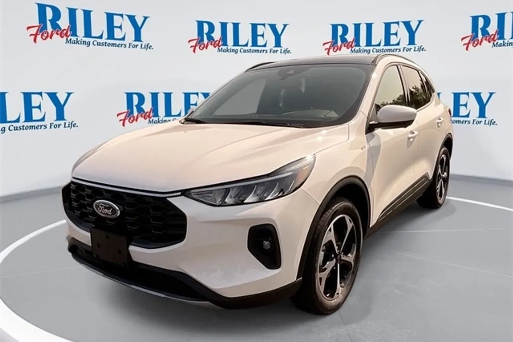 2025 Ford Escape ST-Line Select photo 1