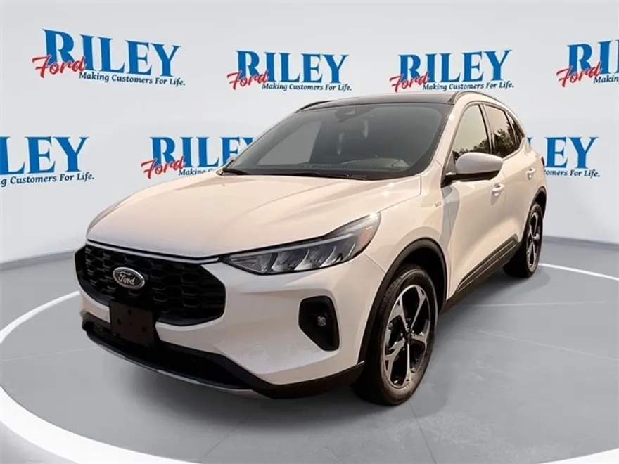 2025 Ford Escape ST-Line Select photo 1