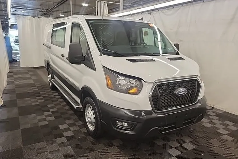 2023 Ford Transit photo 1