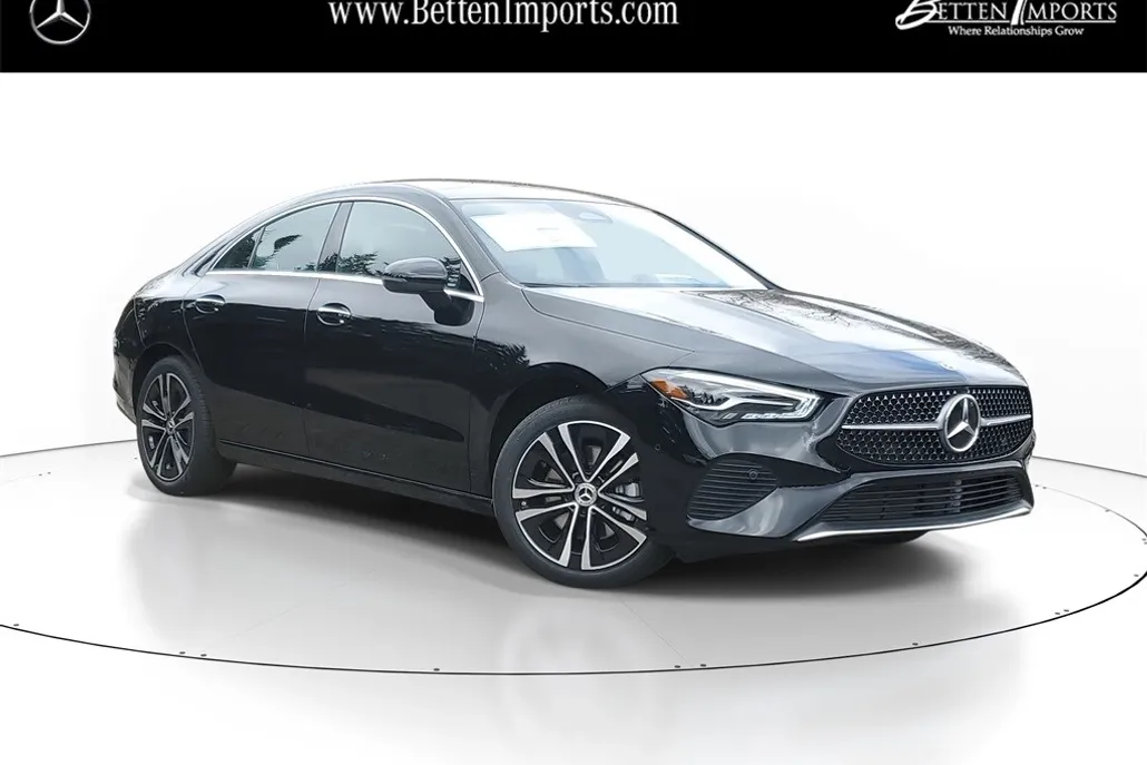 2025 Mercedes Benz CLA 250 4MATIC photo 1