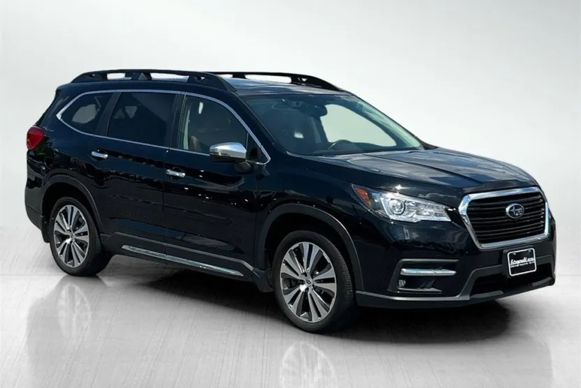 2022 Subaru Ascent Touring photo 1