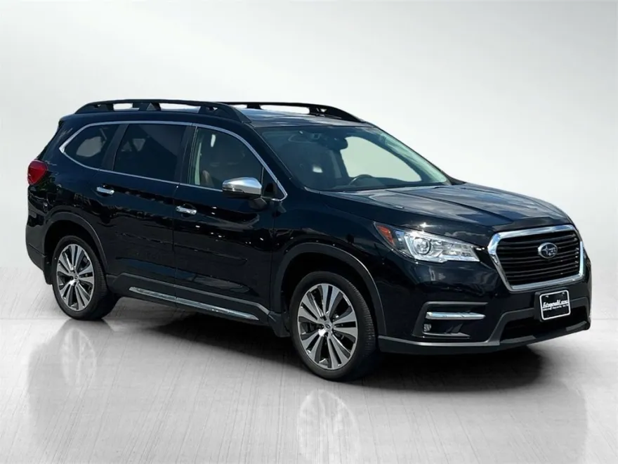 2022 Subaru Ascent Touring photo 1