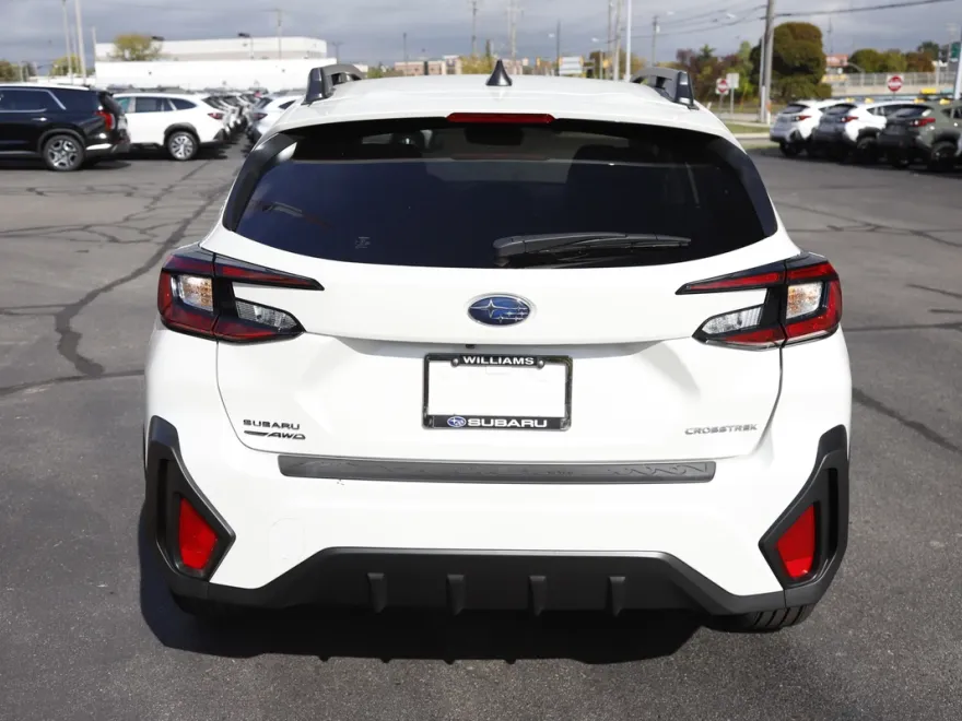 2025 Subaru Crosstrek Premium photo 1