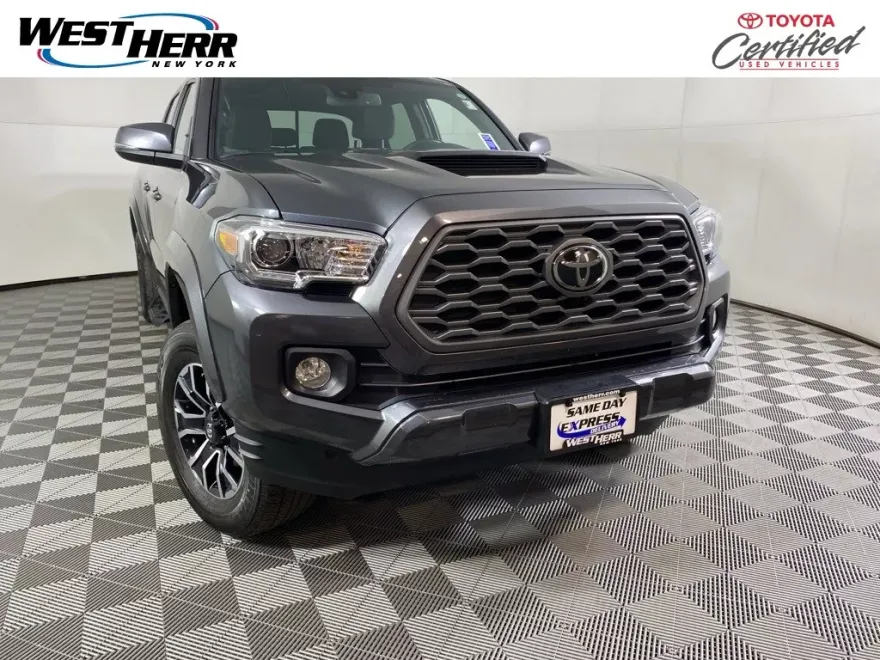 2022 Toyota Tacoma TRD Sport V6 photo 1