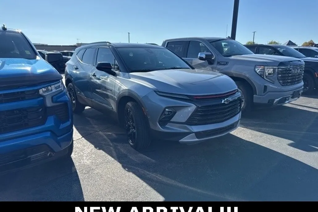 2024 Chevrolet Blazer 2LT photo 1
