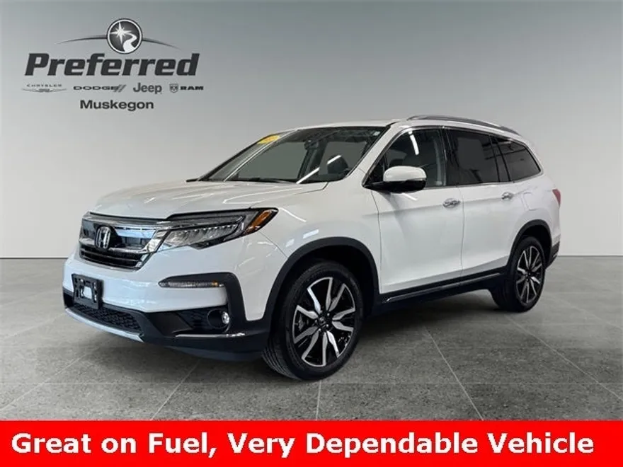 2022 Honda Pilot Touring photo 1