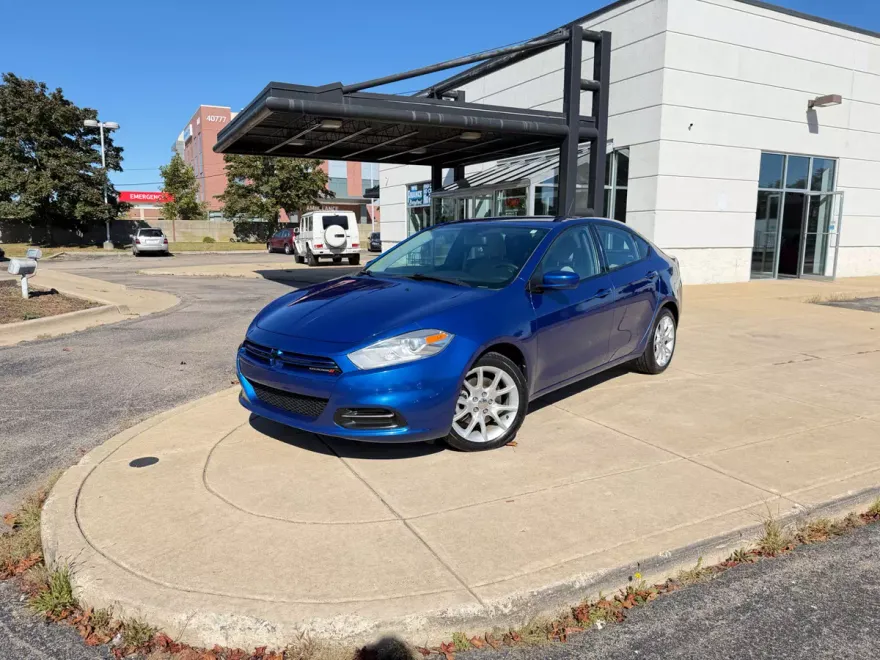 2013 Dodge Dart SXT photo 1