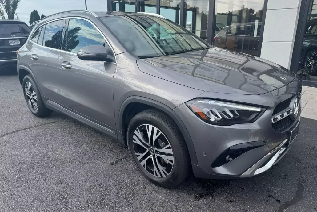 2025 Mercedes Benz GLA 250 4MATIC photo 1