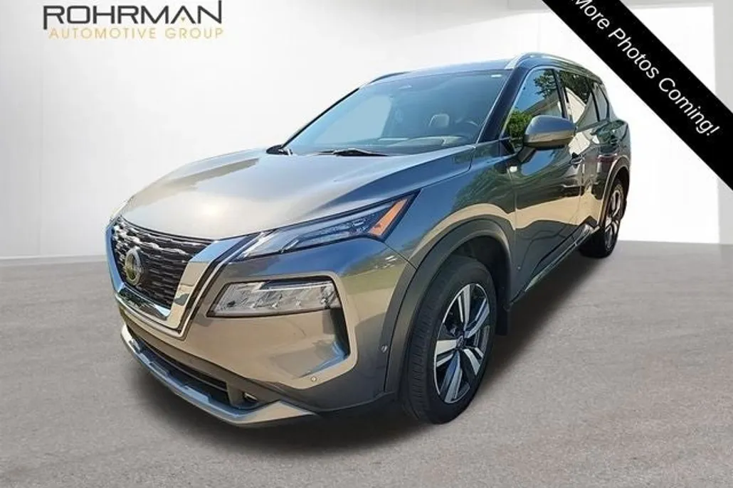 2022 Nissan Rogue SL photo 1