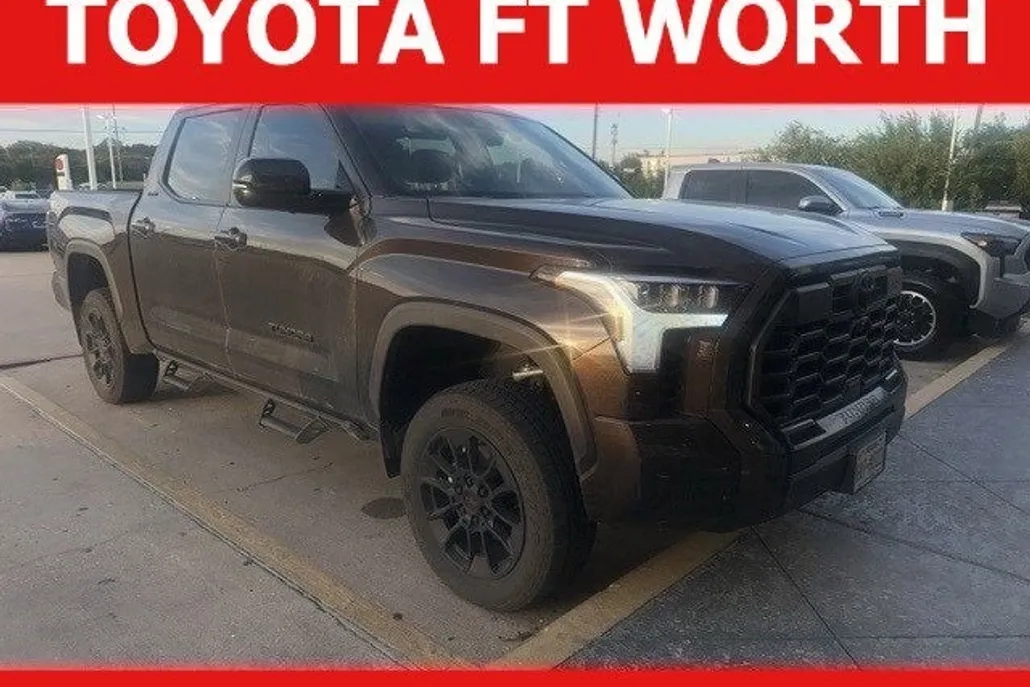 2025 Toyota Tundra Limited photo 1