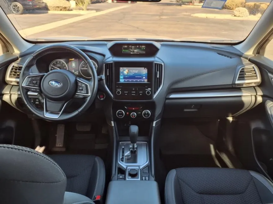 2022 Subaru Forester Premium photo 1