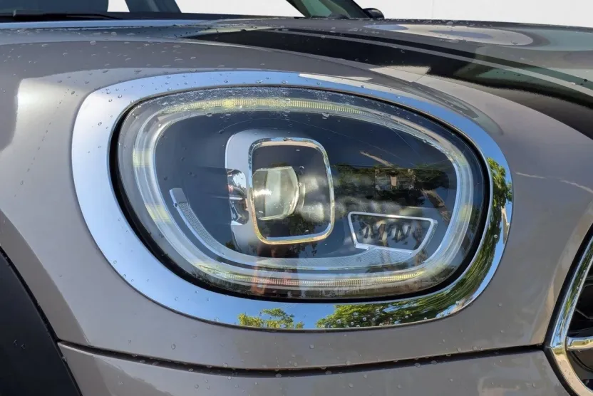 2022 Mini Countryman S ALL4 photo 1