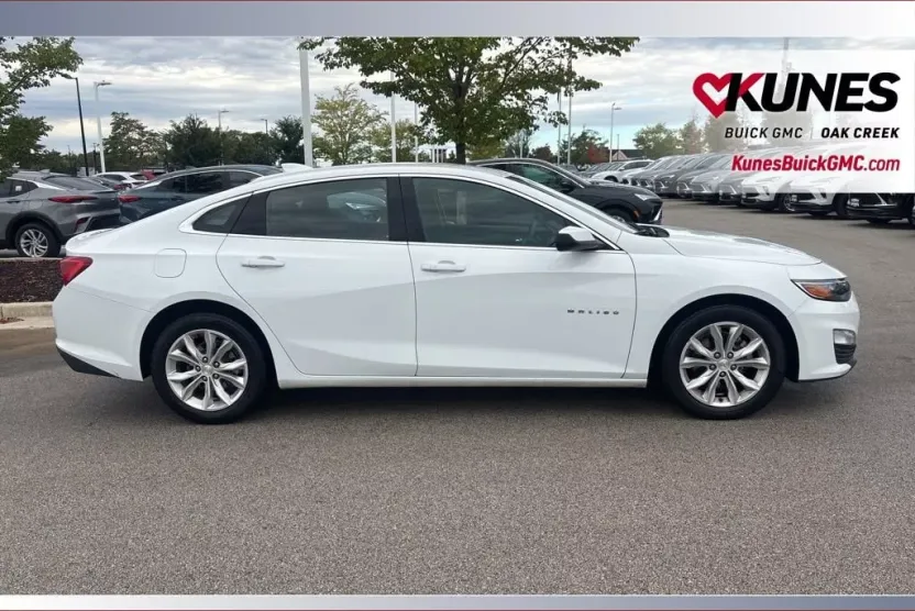2023 Chevrolet Malibu 1LT photo 1