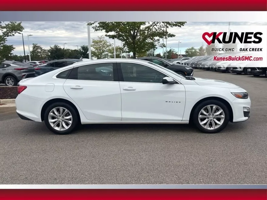 2023 Chevrolet Malibu 1LT photo 1