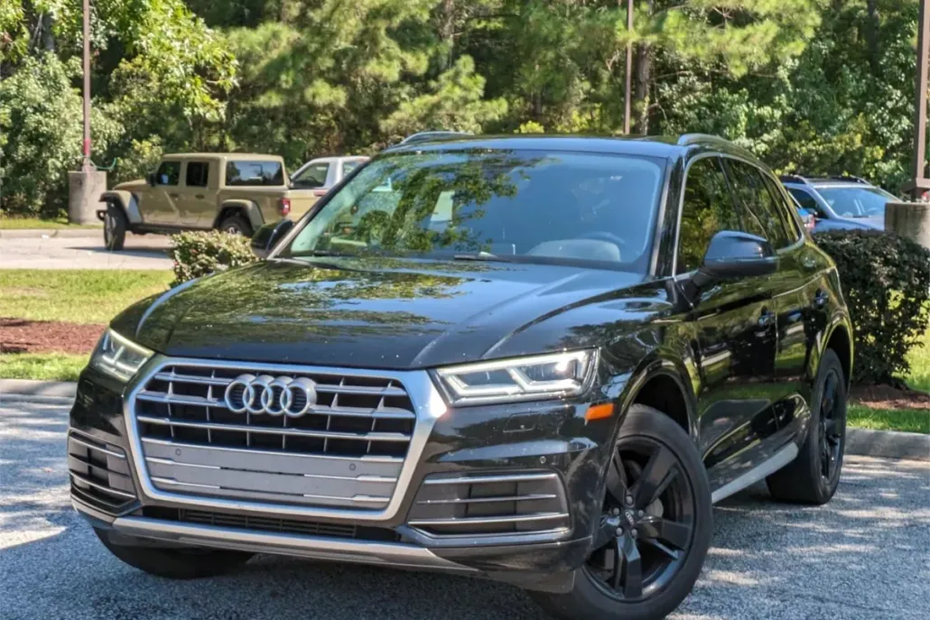 2019 Audi Q5 Premium Plus TFSI photo 1