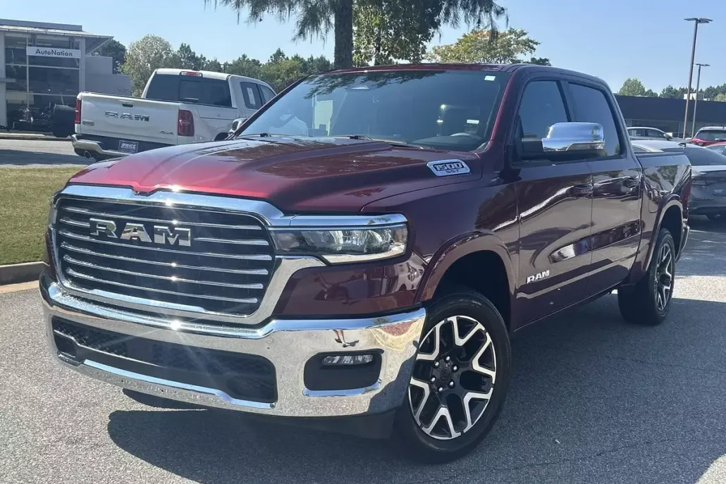 2025 Ram 1500 Laramie photo 1