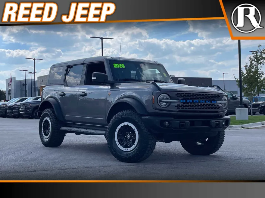 2023 Ford Bronco Badlands photo 1