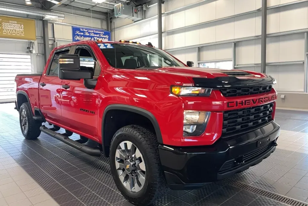 2022 Chevrolet Silverado 2500HD Custom photo 1