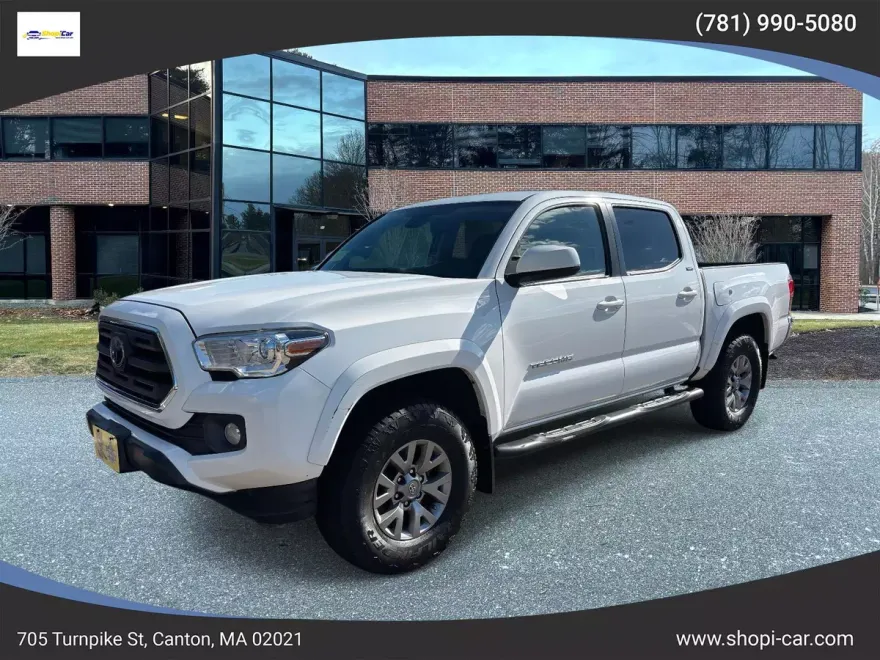 2019 Toyota Tacoma SR5 V6 photo 1