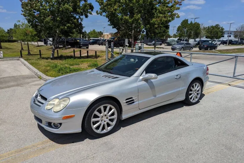 2008 Mercedes Benz SL 550 photo 1