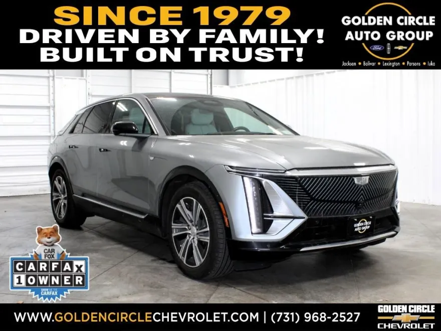 2024 Cadillac Lyriq Luxury photo 1