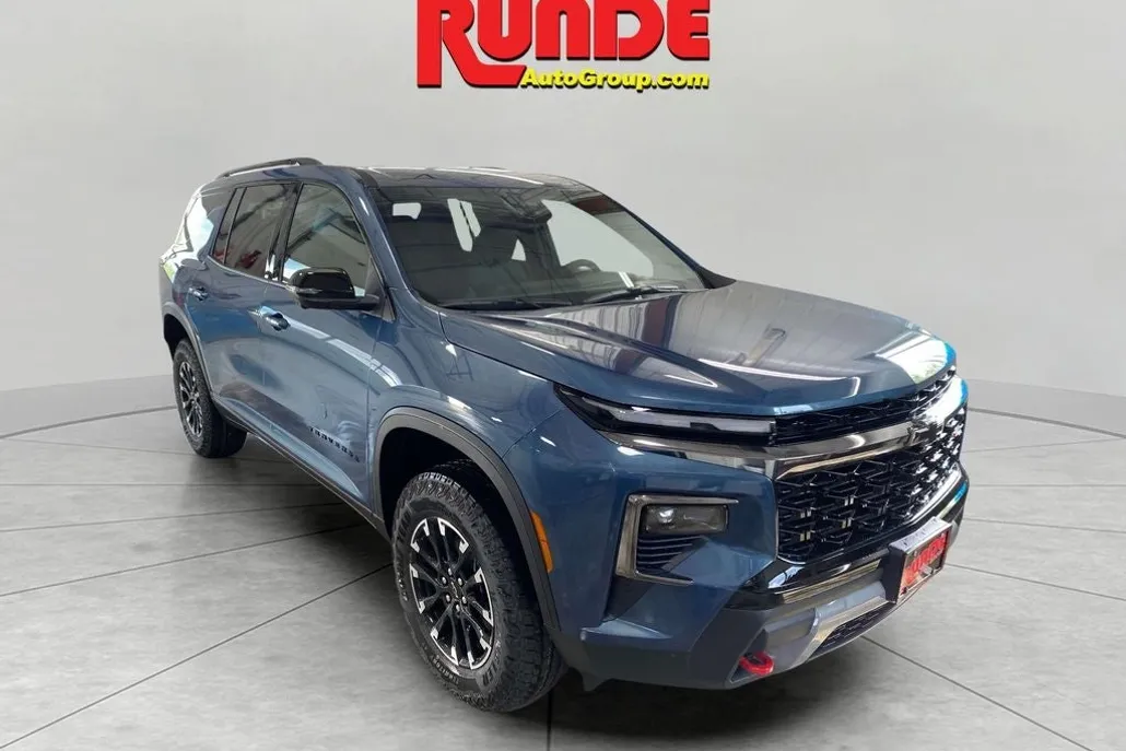 2026 Chevrolet Traverse Z71 photo 1