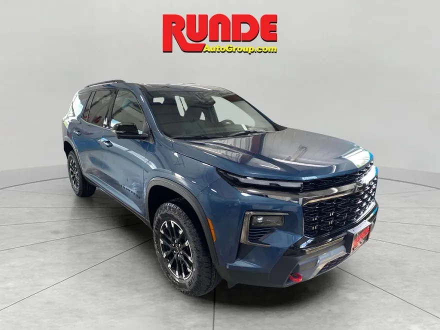 2026 Chevrolet Traverse Z71 photo 1