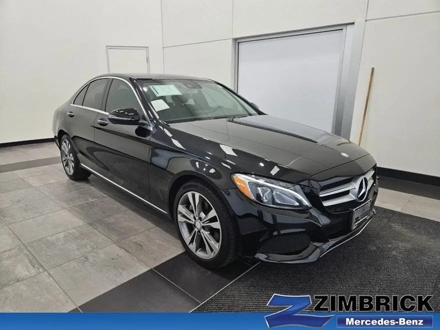 2017 Mercedes Benz C 300 photo 1