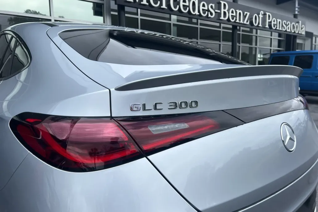 2025 Mercedes Benz GLC 300 Coupe photo 1