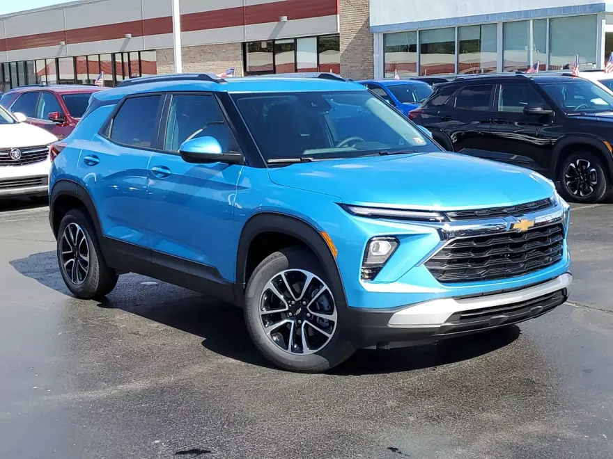2026 Chevrolet Trailblazer LT photo 1