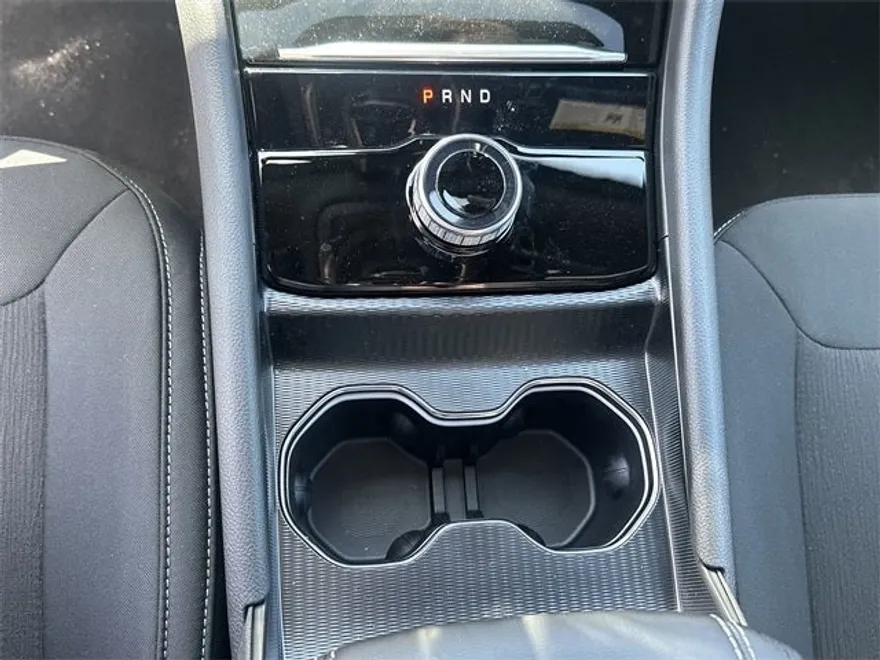2025 Jeep Grand Cherokee Laredo photo 19