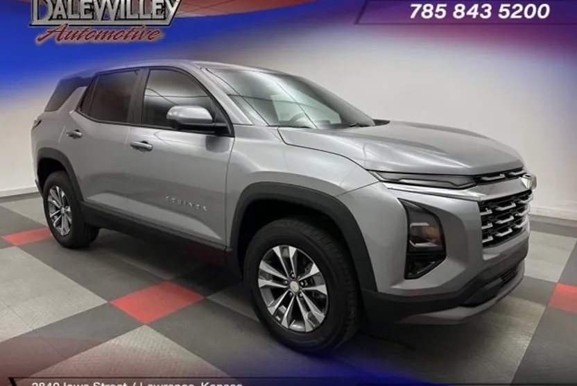 2026 Chevrolet Equinox LT photo 1