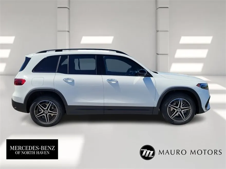 2024 Mercedes Benz EQB photo 1