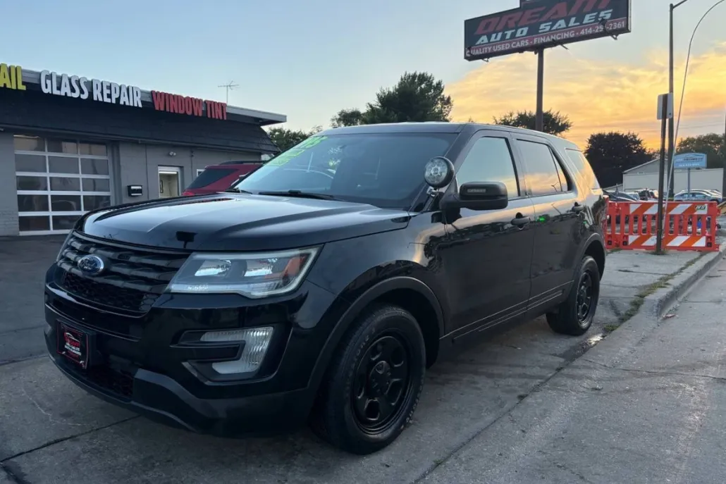 2017 Ford Explorer photo 1