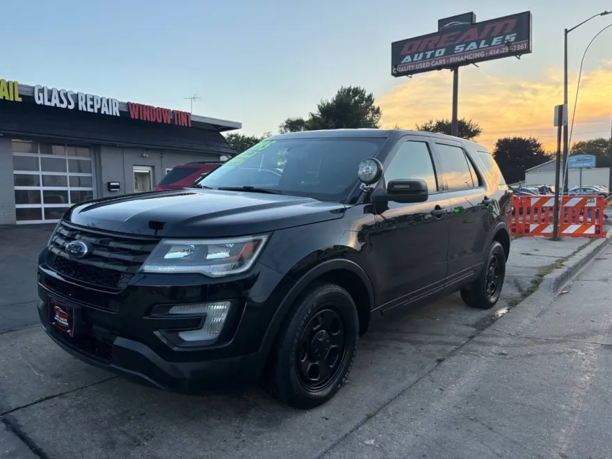 2017 Ford Explorer photo 1