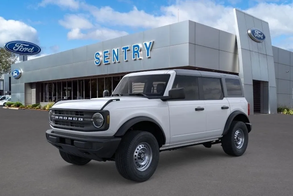 2025 Ford Bronco Base photo 1