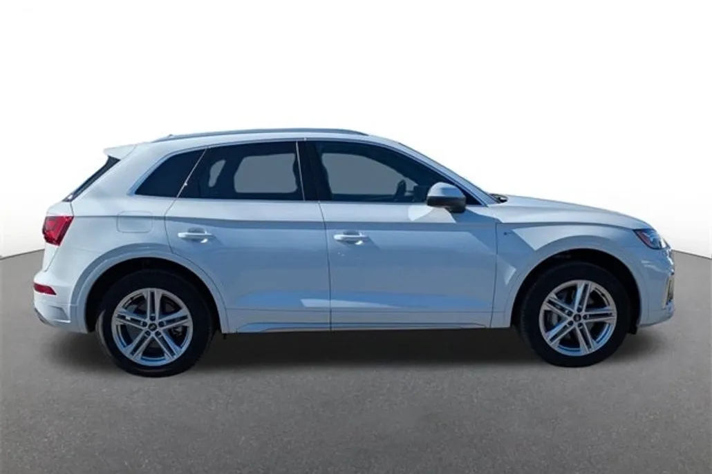 2024 Audi Q5 55 Premium Plus S line photo 1