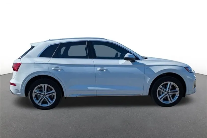 2024 Audi Q5 55 Premium Plus S line photo 1