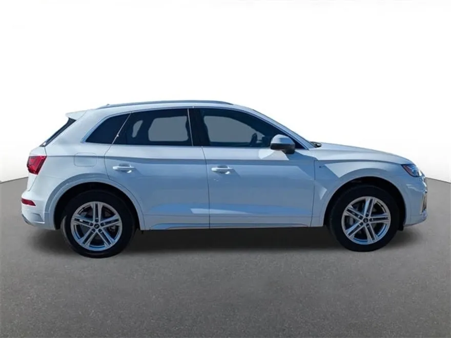 2024 Audi Q5 55 Premium Plus S line photo 1