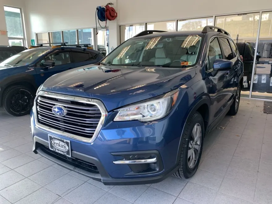 2021 Subaru Ascent Premium photo 1