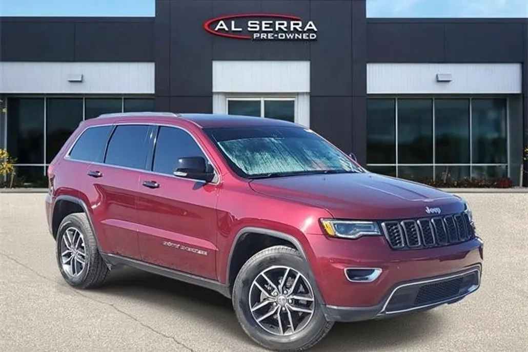 2017 Jeep Grand Cherokee Limited photo 1