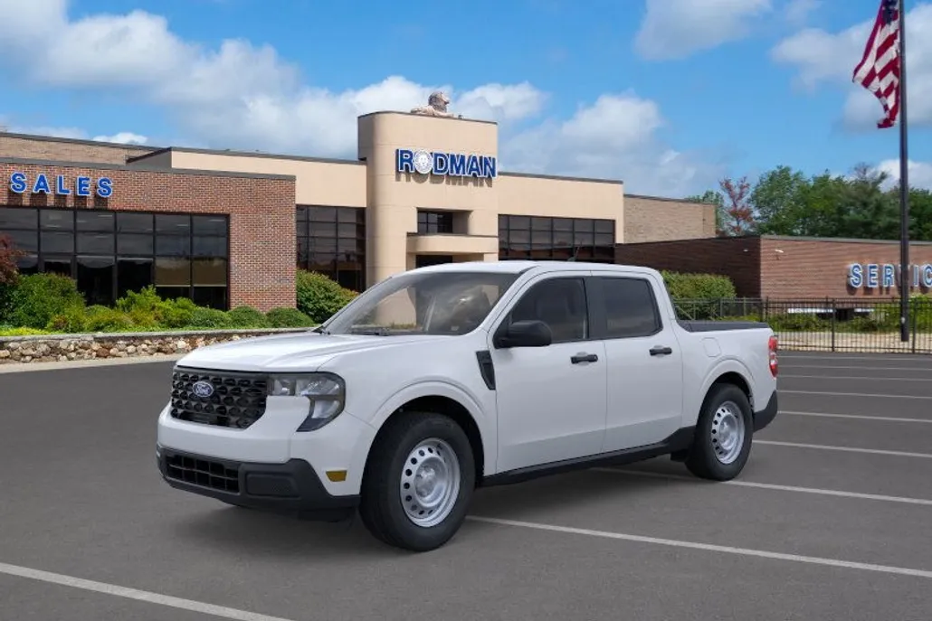 2025 Ford Maverick XL photo 1