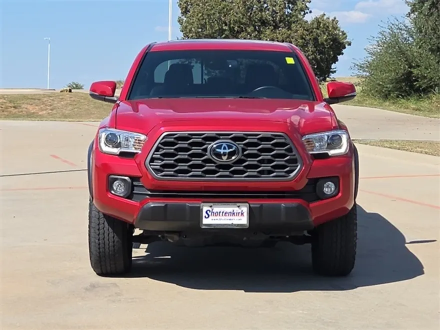 2022 Toyota Tacoma TRD Off-Road photo 1
