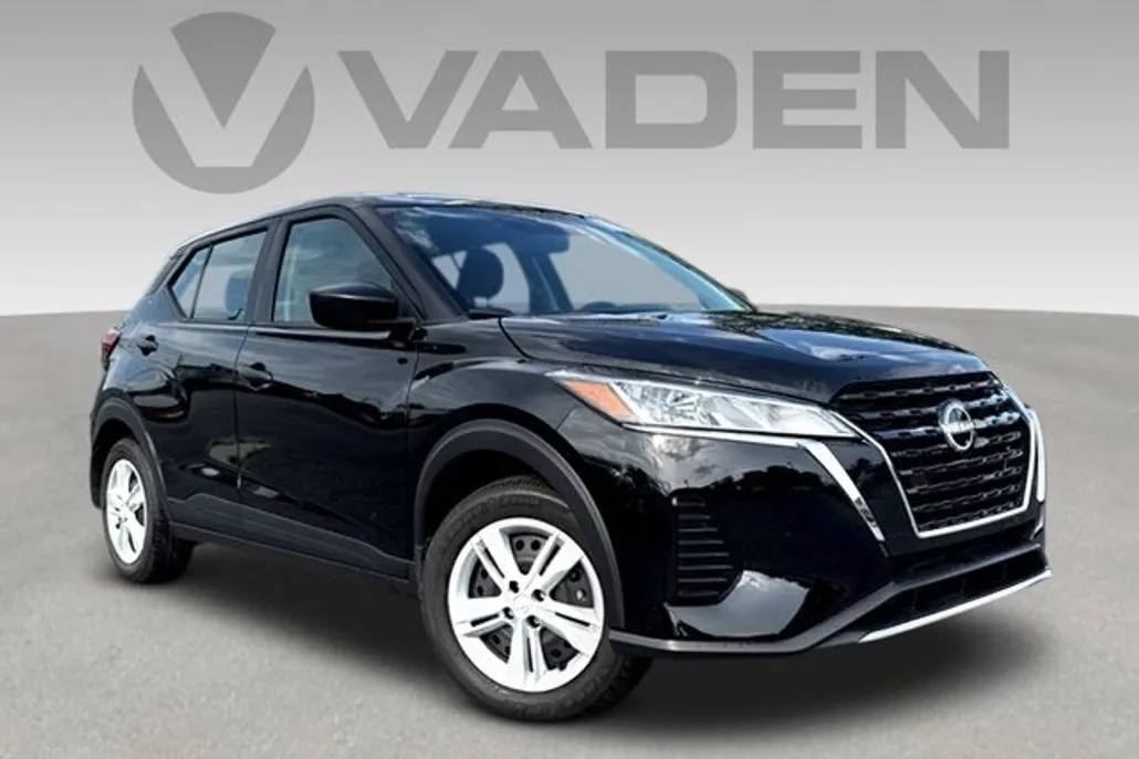 2024 Nissan Kicks S photo 1