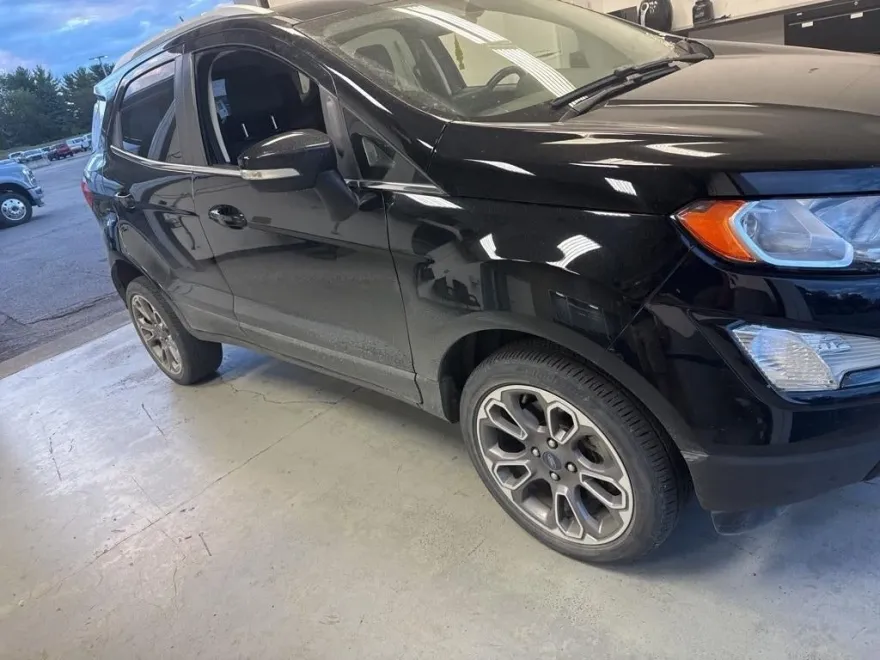 2022 Ford EcoSport Titanium photo 1